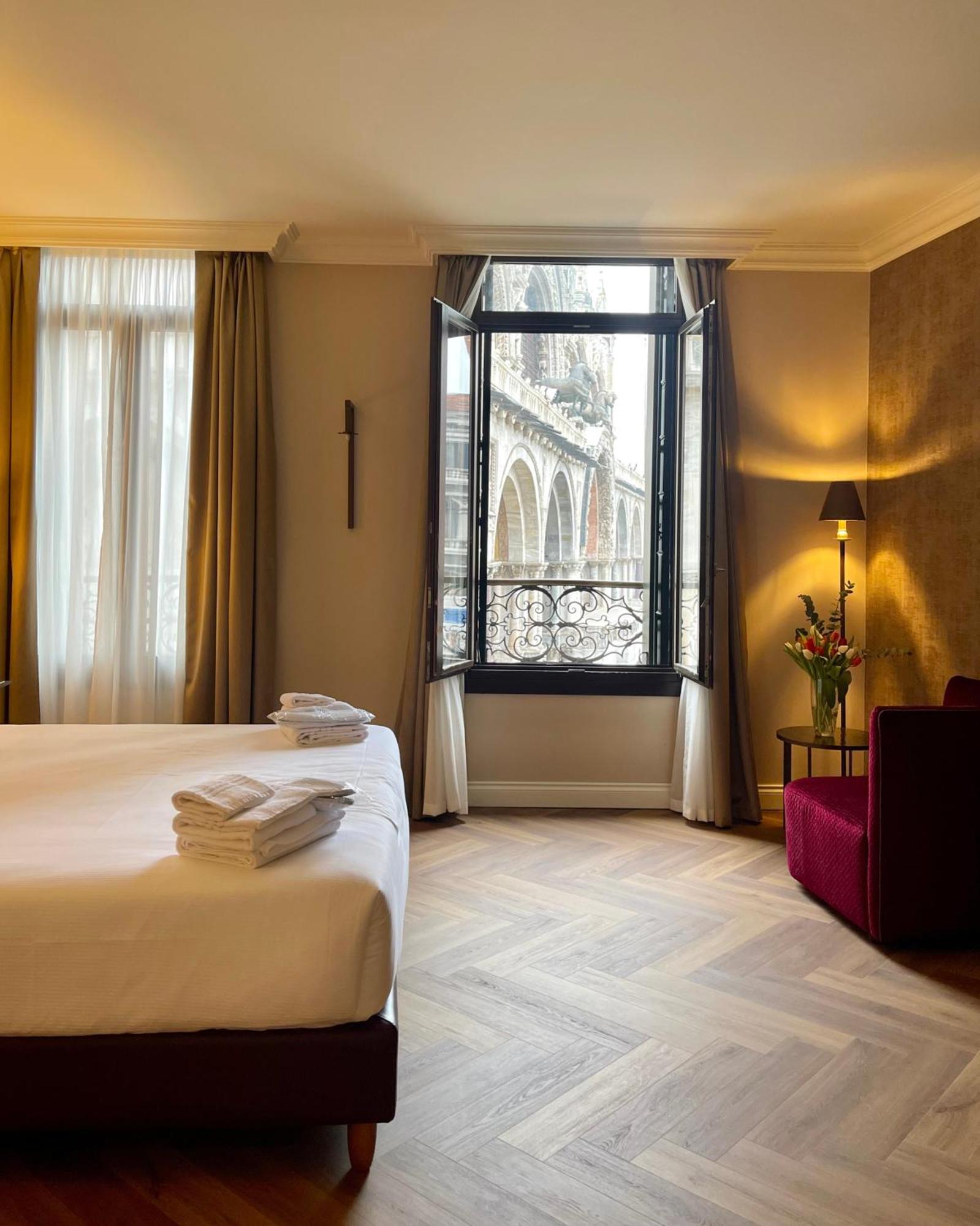 286 Piazza San Marco Hotel Venedig Eksteriør billede